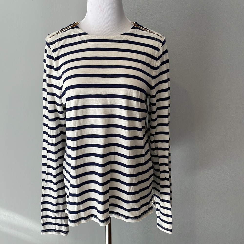 Navy and offwhite Jcrew long sleeved tee with zipper details - XL